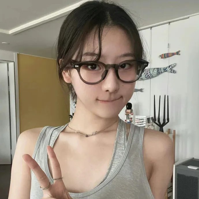 诡影幢幢